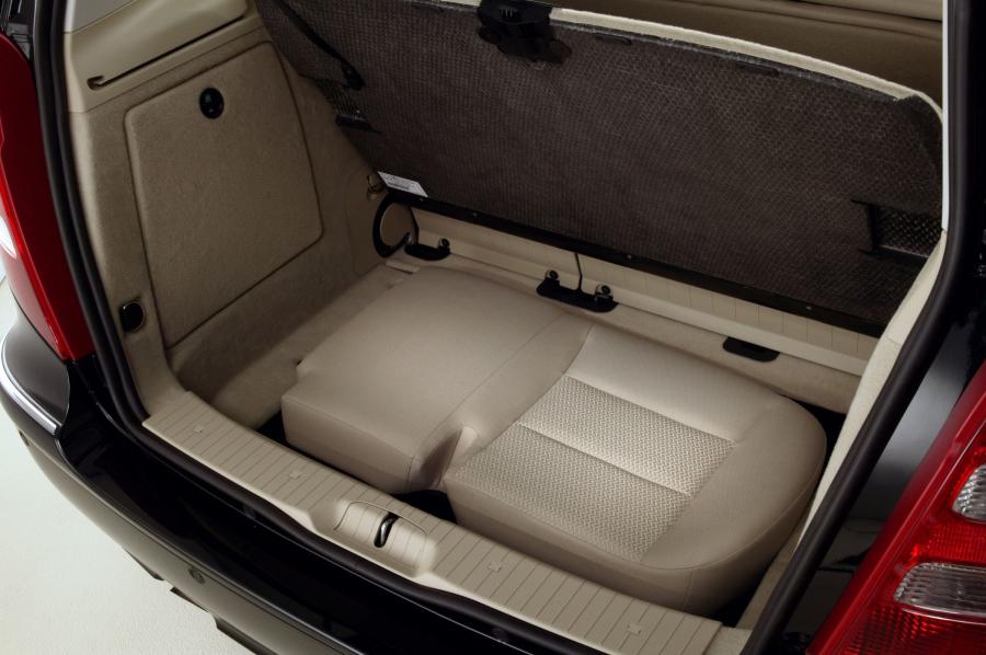  Mercedes-Benz A-Class 5-Door 2004 года  (фото 241 из 344)